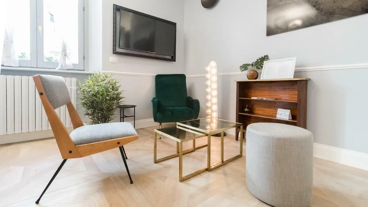 Italianway - Garigliano 4 Flat Apartment Milan Italy